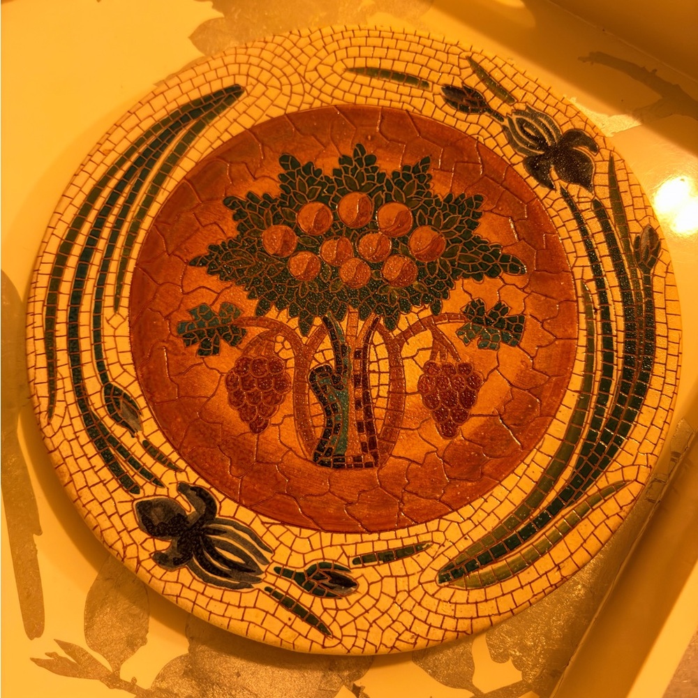Vintage/Antique Mosaic Jordanian handmade Design Art plate in clay.